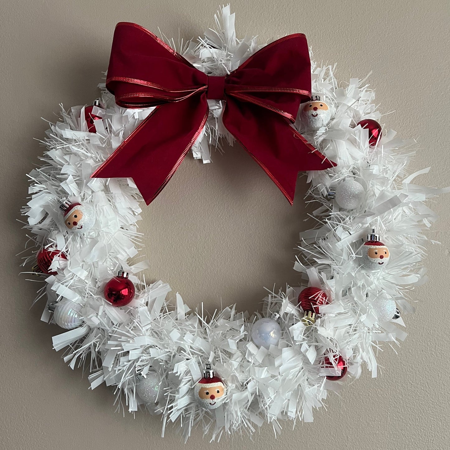 Handmade Santa Tinsel Christmas Wreath | Santa Claus | Christmas Decor